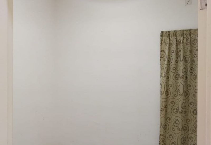 Dedaun Hijau (Greenfield Regency)