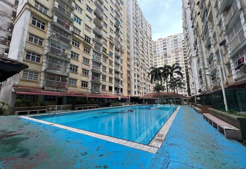 Villa Krystal, Bandar Selesa Jaya