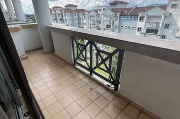 Desa Skudai Apartment