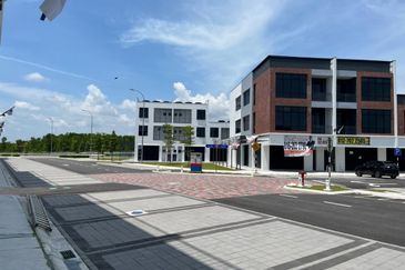 68 Avenue @ Gelang Patah