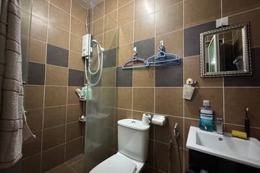 D'Esplanade Residence