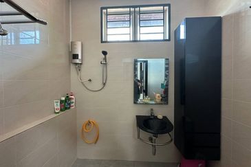 Taman Sutera Perling