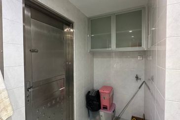 Taman Sutera Perling