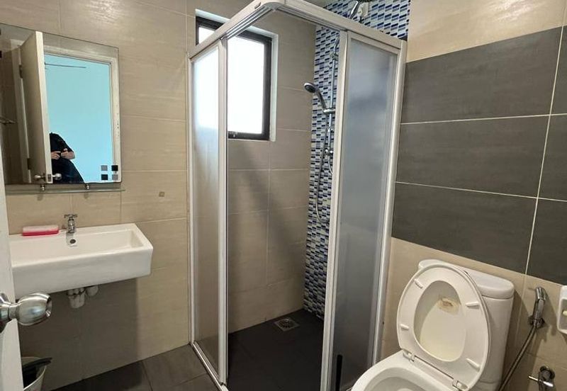 Ujana Executive Apartment