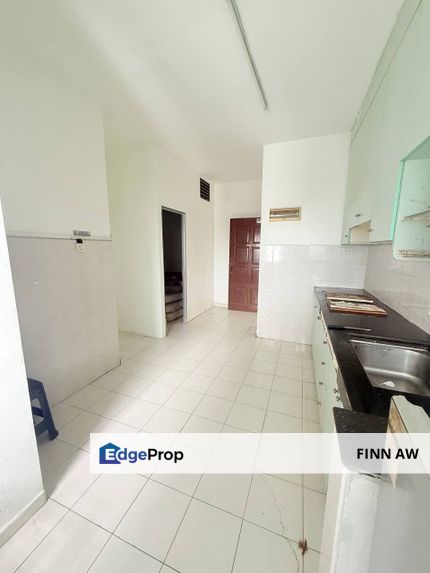 Partial Renovated Nusa Perdana Apartment, Johor, Gelang Patah