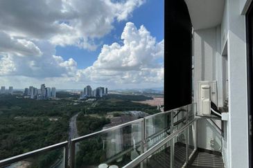 Almas Suites @ Puteri Harbour