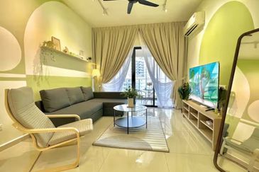 Baypoint @ Country Garden Danga Bay