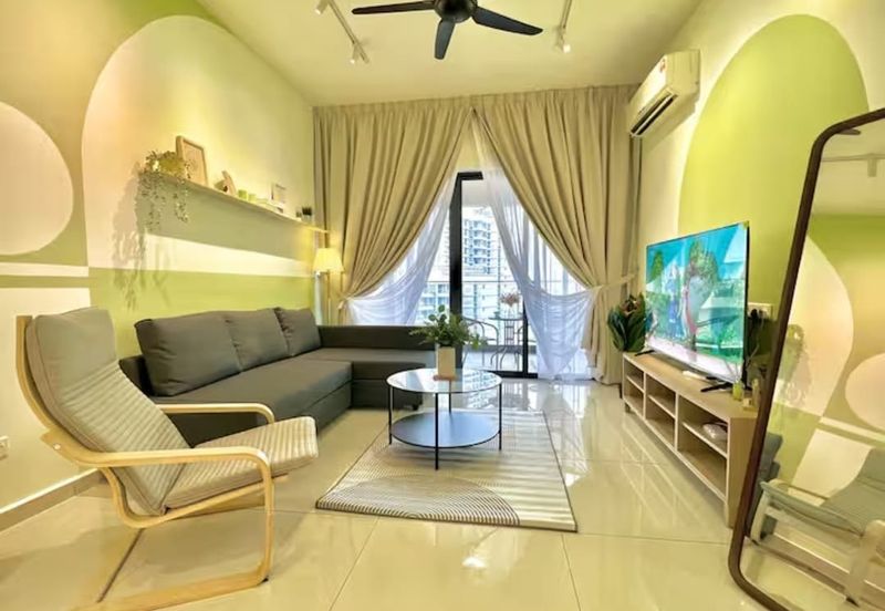 Baypoint @ Country Garden Danga Bay