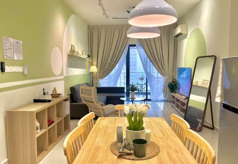 Baypoint @ Country Garden Danga Bay