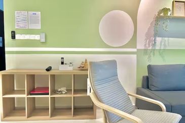 Baypoint @ Country Garden Danga Bay