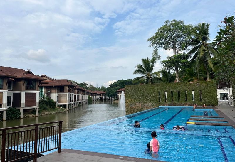 Bayou Creek, Leisure Farm