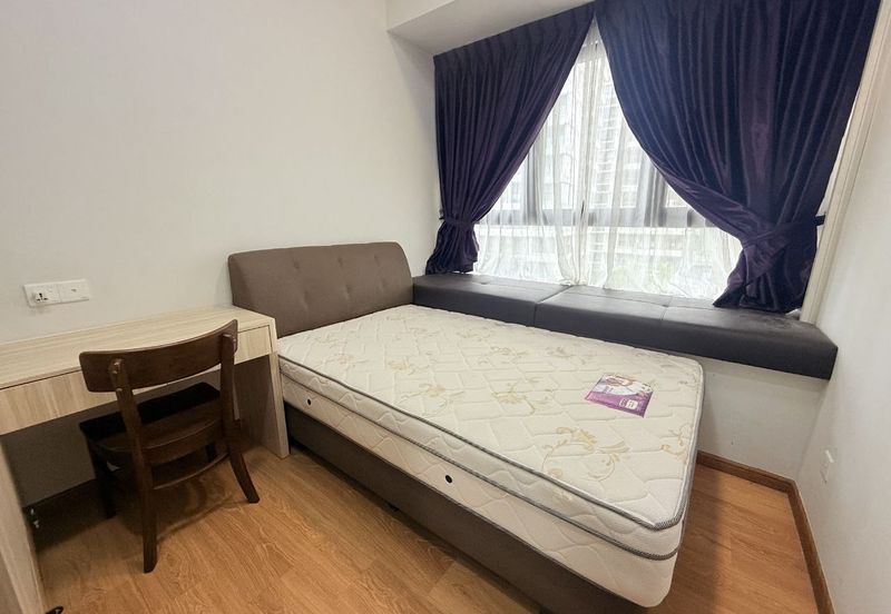 Baypoint @ Country Garden Danga Bay