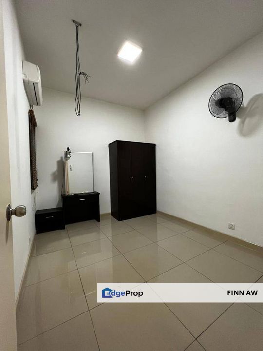 Big Size 3+1bedroom Greenfield Regency For Sales, Johor, Tampoi