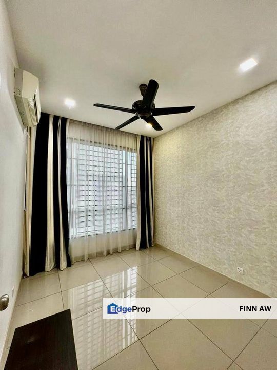 Big Size 3+1bedroom Greenfield Regency For Sales, Johor, Tampoi