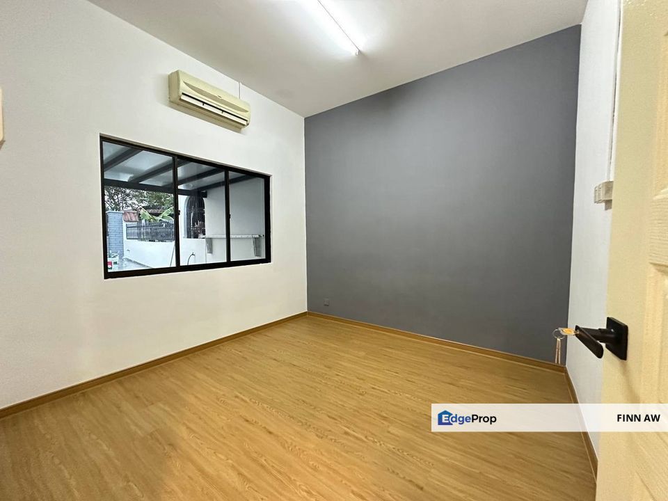 Skudai Single storey renovated unit , Johor, Skudai