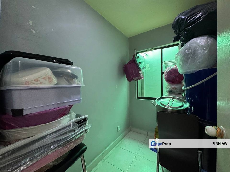 Limited Big Size 2.5Storey Sutera Utama , Johor, Skudai