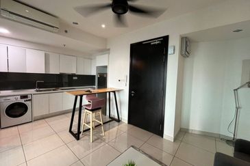 Almas Suites @ Puteri Harbour