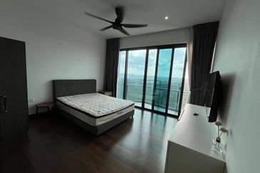 Almas Suites @ Puteri Harbour