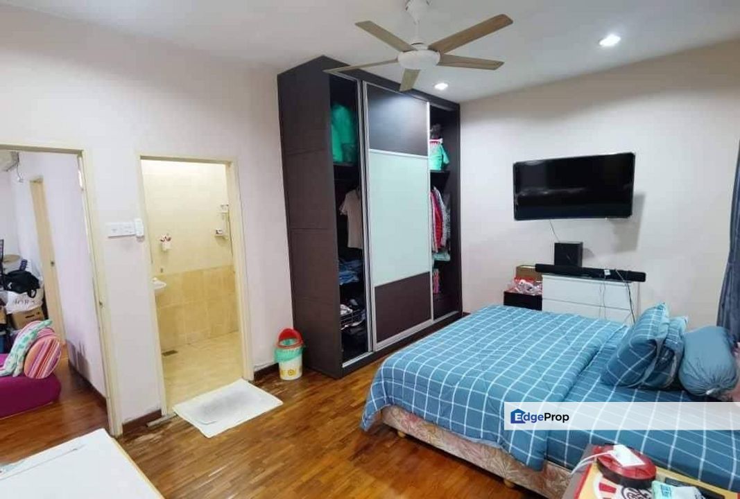 Mount Austin 2 Storey Link Bungalow, Johor, Johor Bahru