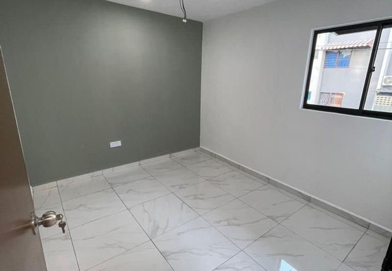 Flat Bandar Selesa Jaya