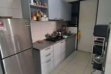 Dedaun Hijau (Greenfield Regency)