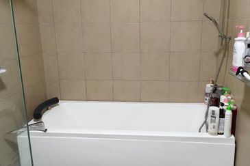 Dedaun Hijau (Greenfield Regency)