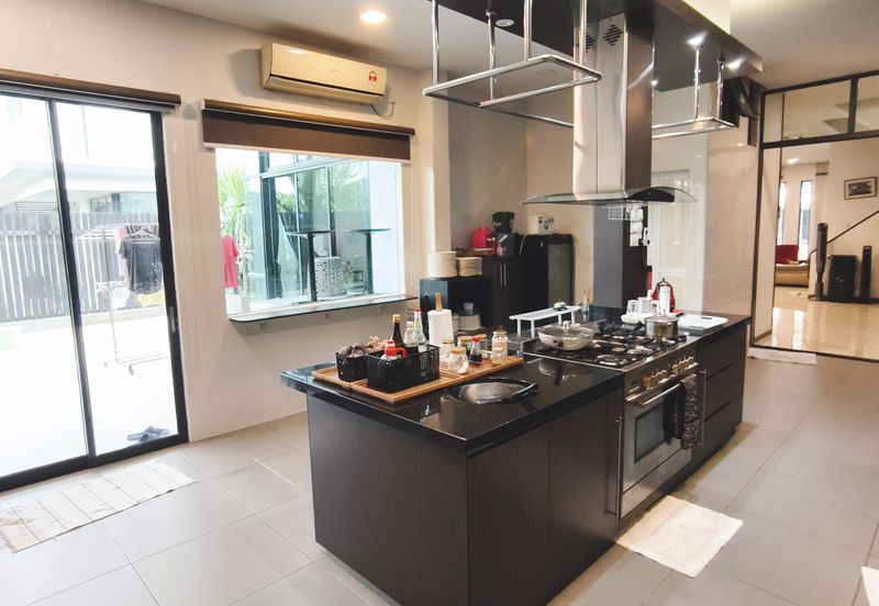 The Straits View Residences