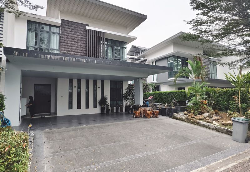 The Straits View Residences