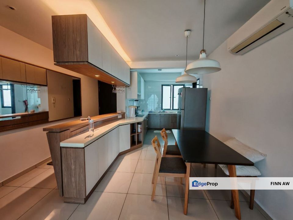 Ponderosa Lakeside Johor Service Apartment Unit For Sale Corner Unit, Johor, Johor Bahru
