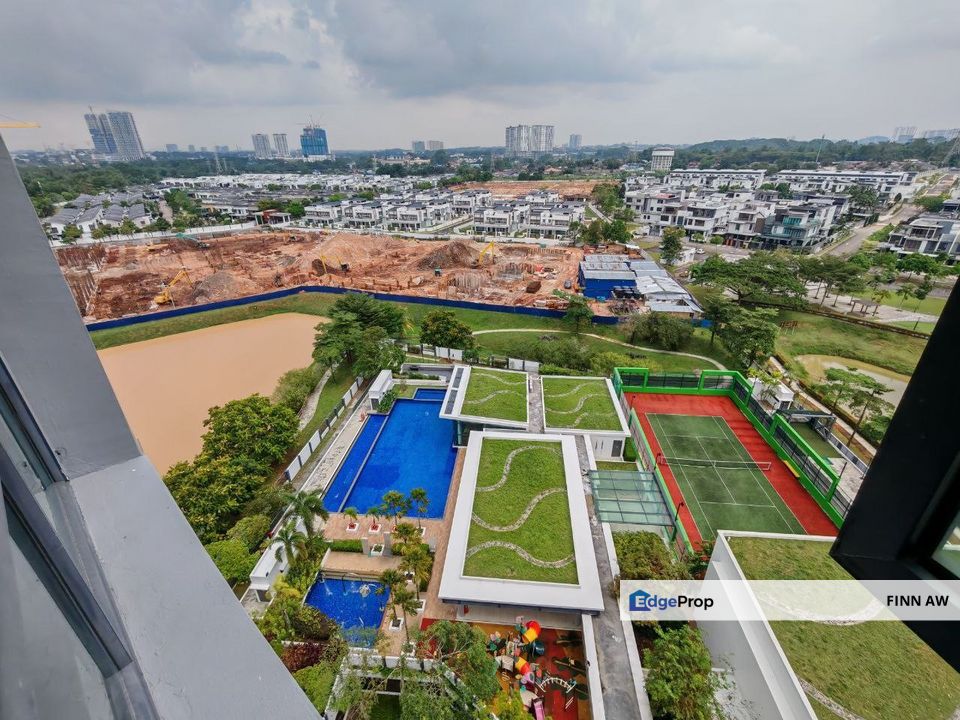 Ponderosa Lakeside Johor Service Apartment Unit For Sale Corner Unit, Johor, Johor Bahru