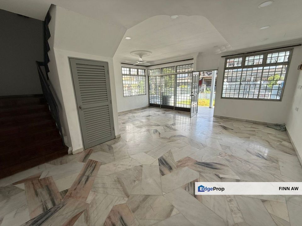 Taman Sri Putri Skudai Double Storey House For Sale Endlot, Johor, Skudai