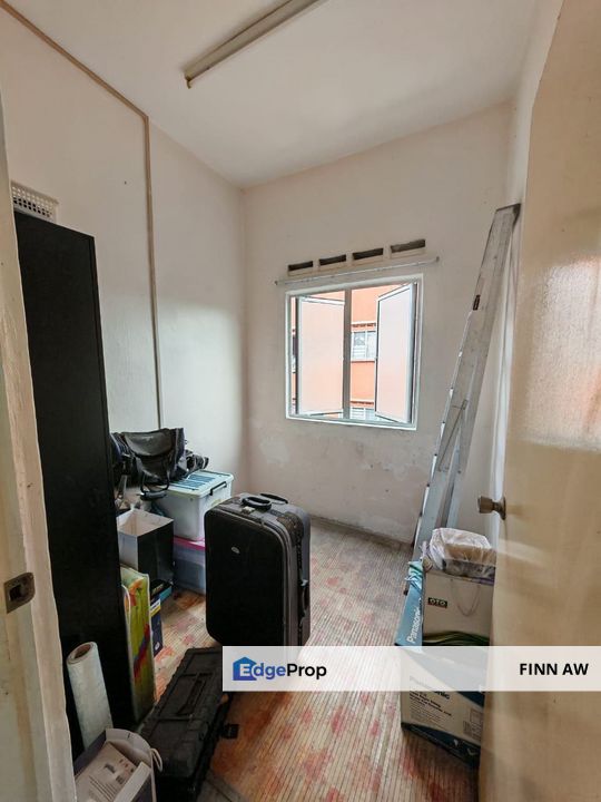 Taman Pulai Utama Flat For Sale, Johor, Skudai