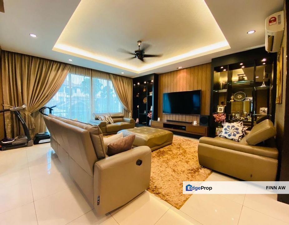 Taman Sutera Utama 3 Storey Semi D House For Sale, Johor, Skudai