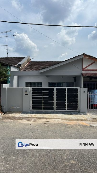 Taman Saga Single Storey House For Sale, Johor, Kulai