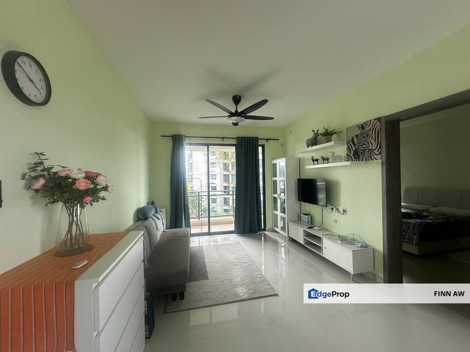 Starview Bay Forest City Serviced Apartment For Sale, Johor, 
