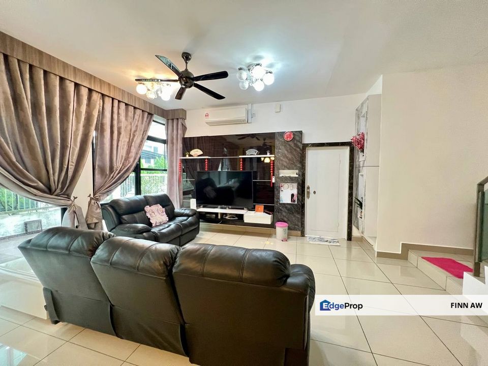 Taman Mutiara Mas 3 Storey Cluster House For Sale, Johor, Skudai