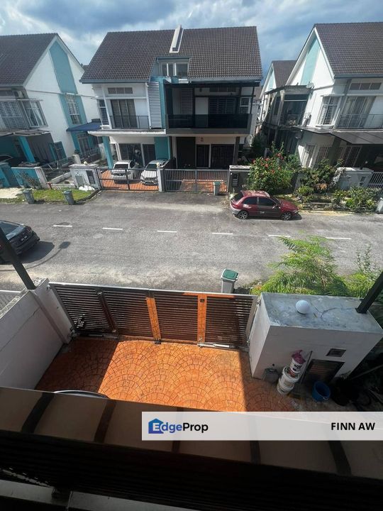 Taman Nusantara Prima Double Storey Cluster House For Sale, Johor, Gelang Patah