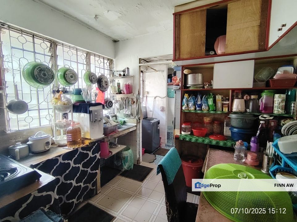 Taman Ungku Tun Aminah Flat For Sale, Johor, Johor Bahru