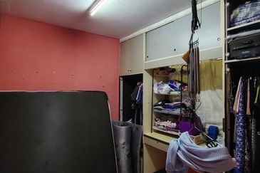 Flat Taman Ungku Tun Aminah