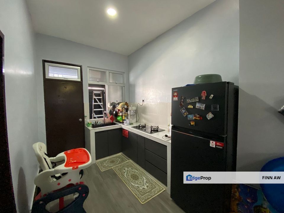 Taman Pulai Mutiara 2.5 Storey House For Sale, Johor, 