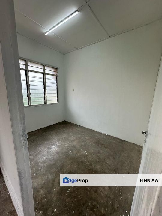 Taman Perling Camar Flat For Sale, Johor, Skudai