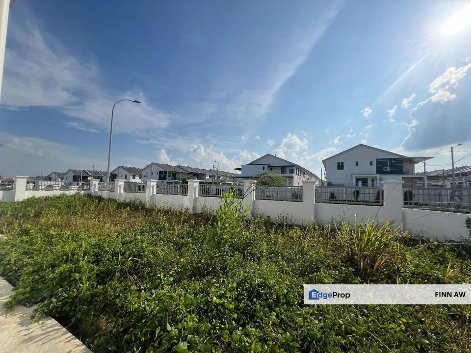 Taman Pulai Mutiara Double Storey Cluster House For Sale, Johor, 