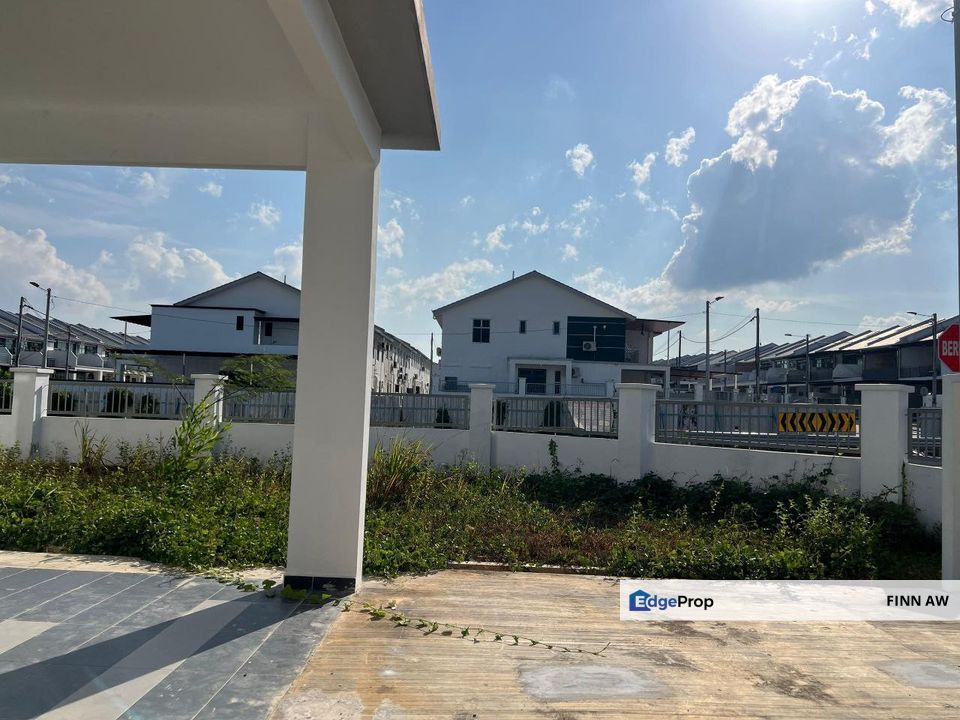 Taman Pulai Mutiara Double Storey Cluster House For Sale, Johor, 