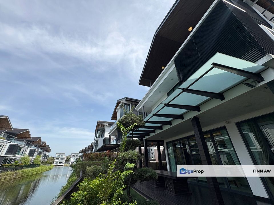 Senibong Cove Isola Grandeur 3 Storey Bungalow For Sale, Johor, Masai