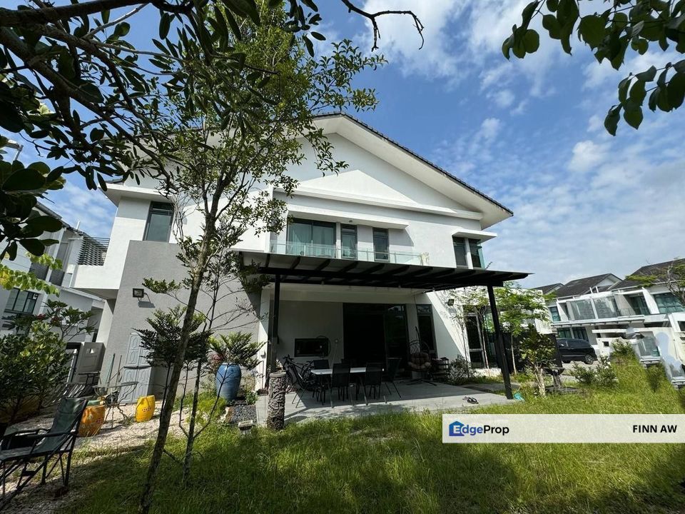 Estuari Garden Double Storey Superlink House For Sale, Johor, Nusajaya