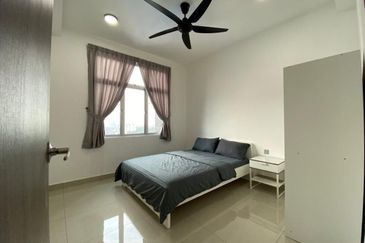SKS Habitat Apartment, Larkin