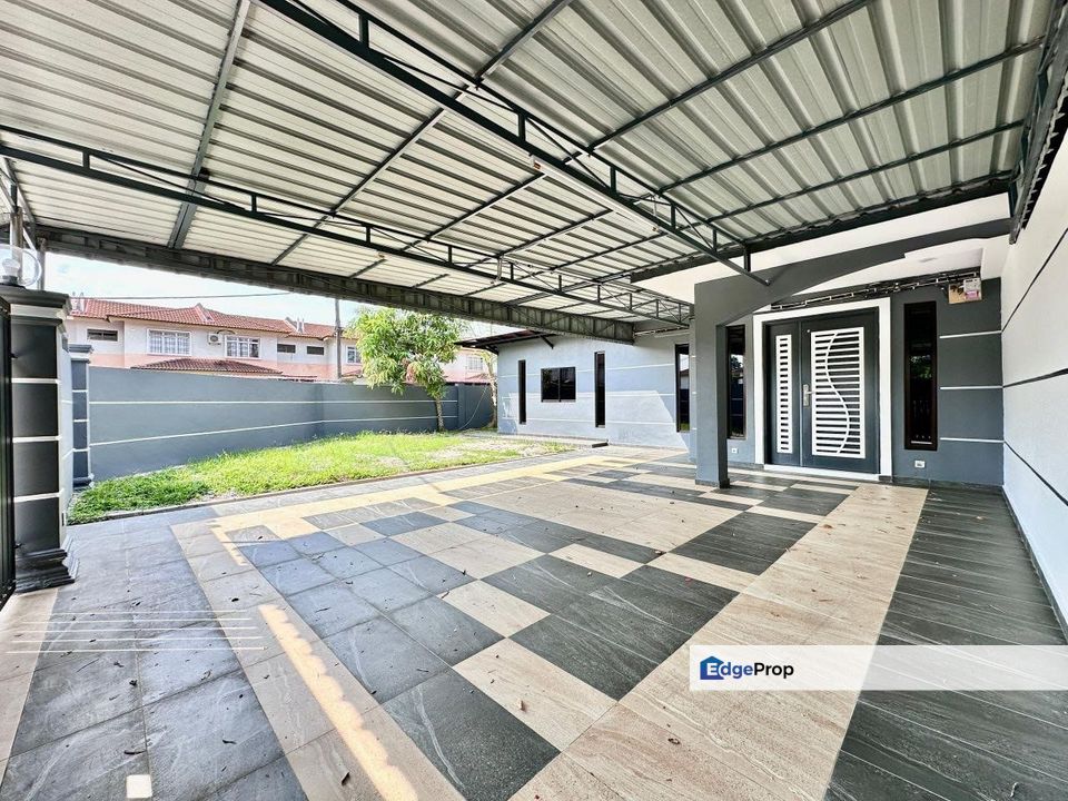 Taman Nusantara Double Storey House For Sale, Johor, Gelang Patah