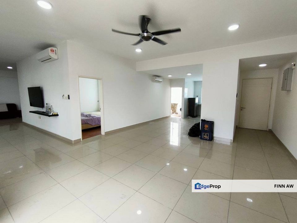 Nusa Heights Condominium Unit For Sale, Johor, Gelang Patah