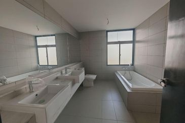 Senibong Cove Waterway Residences