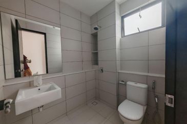 Senibong Cove Waterway Residences